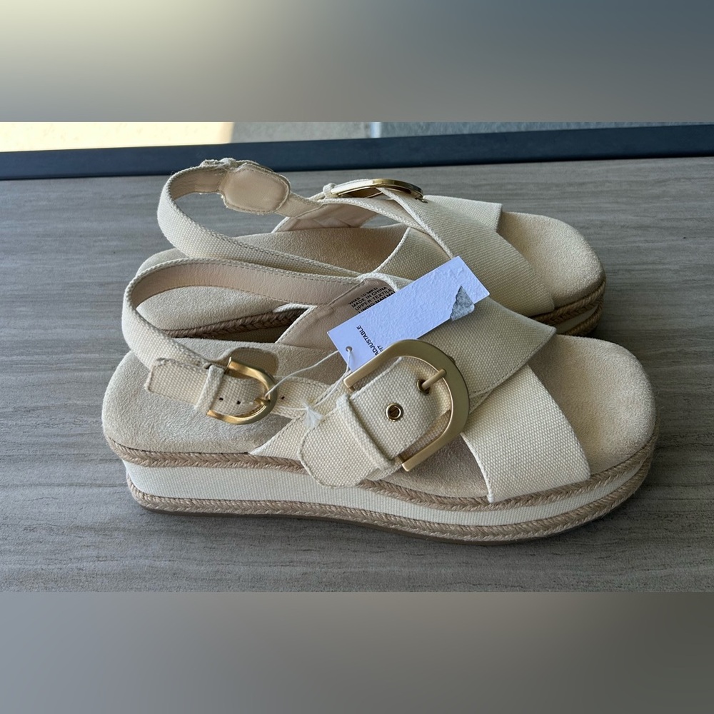 Sonoma NWOB Gold Buckle Platform Espadrille Sandals Size 10 Spring Vacation - Picture 2 of 6